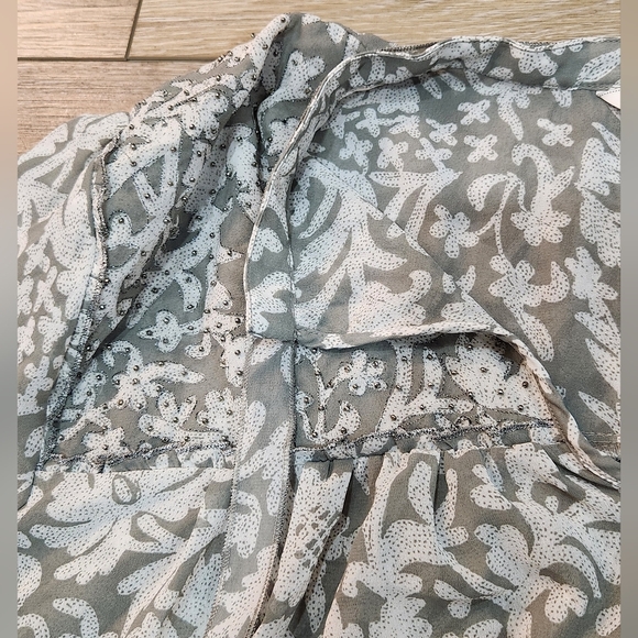 Lucky Brand Floral Boho Women's Sheer Top - Gray Size 2XL - Picture 5 of 9